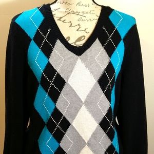 Izod Black Gray Blue Argyle Sweater